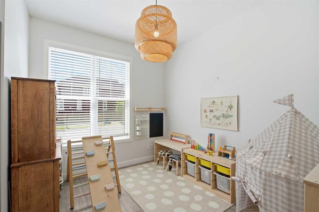 Picture for 406 Masters Road SE