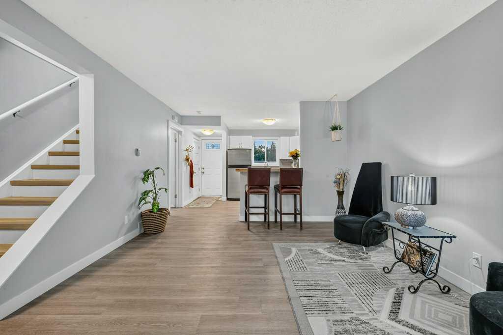 Picture for 3046 32A Avenue SE