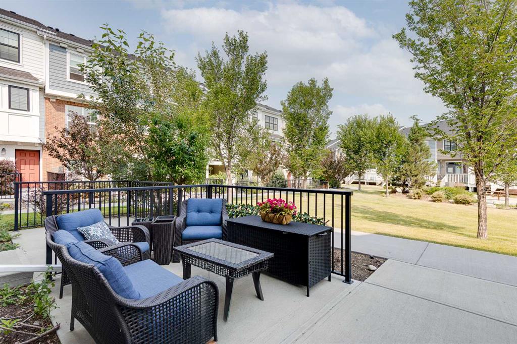 Picture for 42 Sherwood Row NW