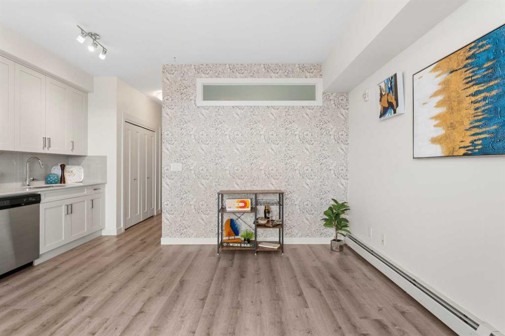 Picture for 408, 20 Walgrove Walk SE