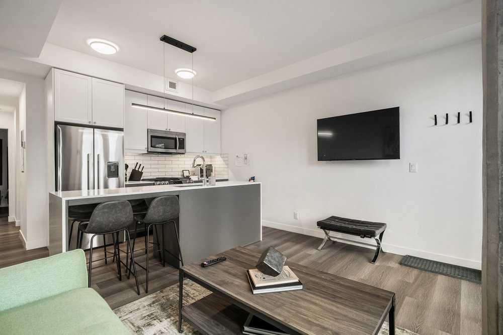 Picture for 323 9A Street NW