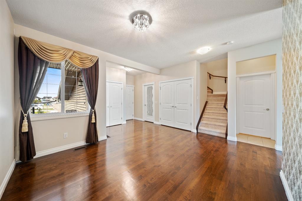 Picture for 405 Saddlelake Drive NE