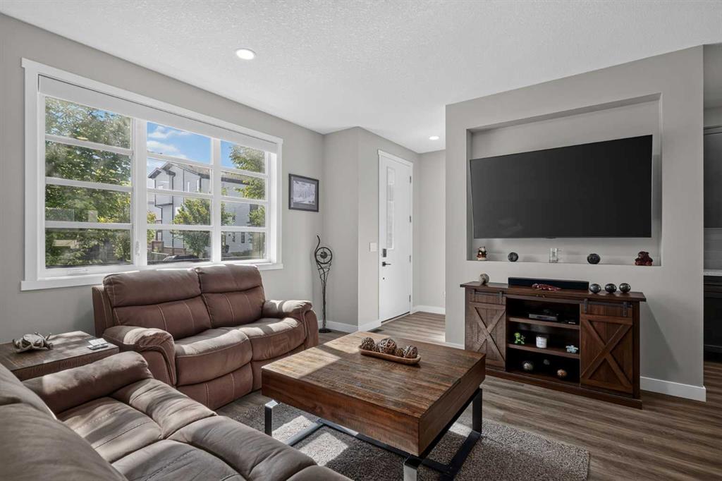 Picture for 851 Walgrove Boulevard SE