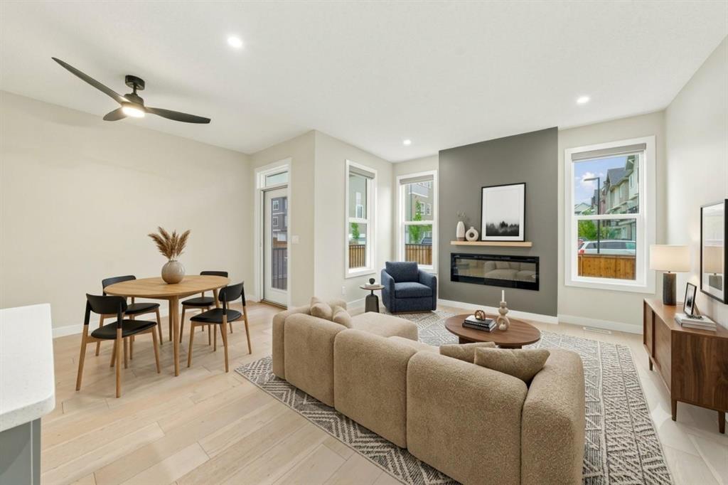 Picture for 14 Rivercrest Common 