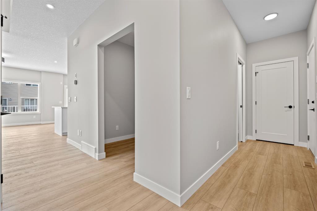 Picture for 129 Walgrove Bay SE