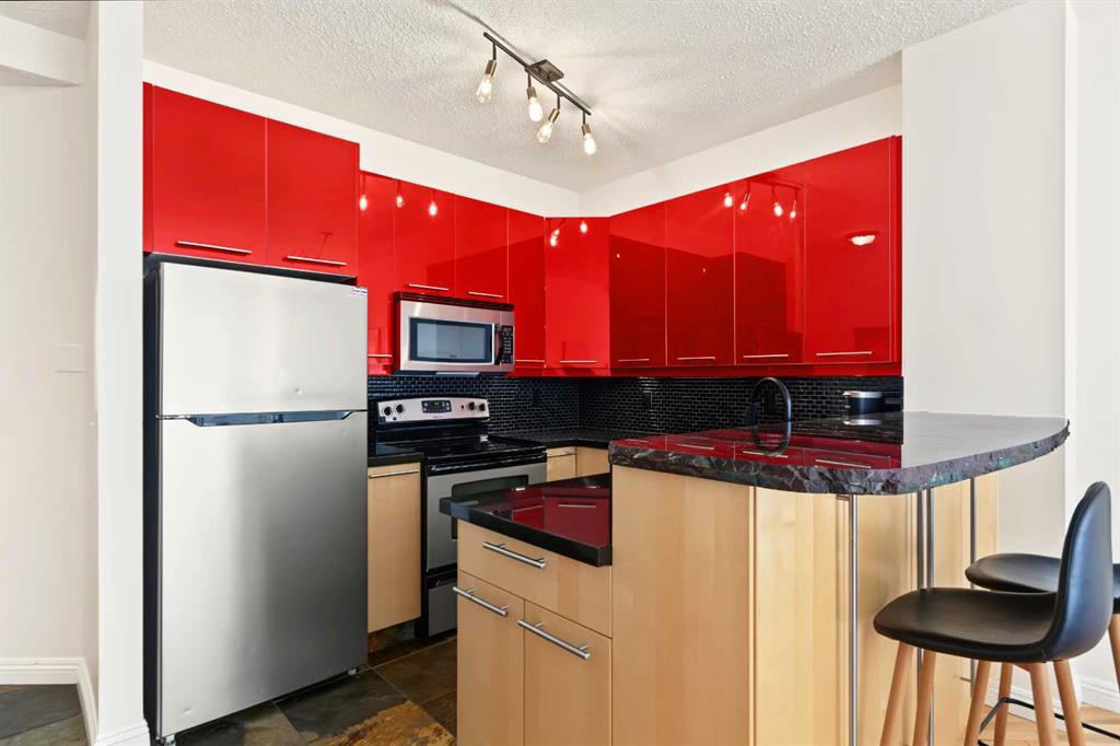 Picture for 1707 23 Avenue SW