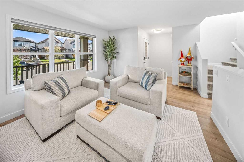Picture for 207 Copperpond Road SE