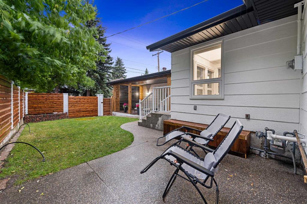 Picture for 931 Parkwood Way SE