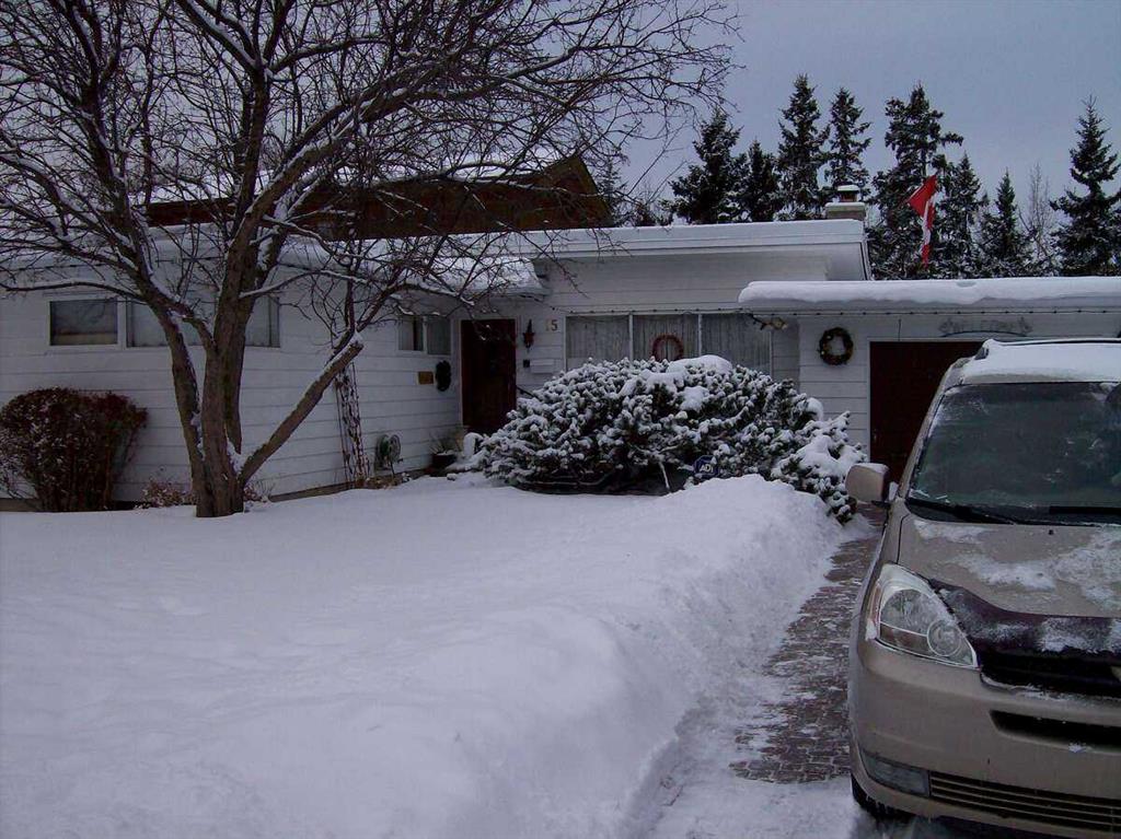Picture for 15 Glenview Drive SW