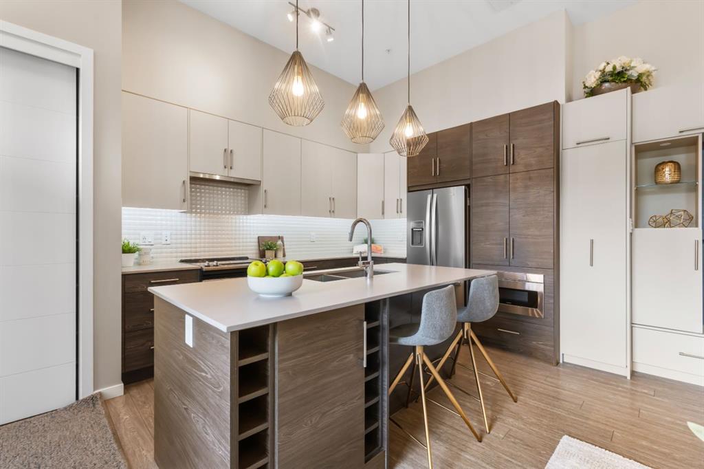 Picture for 128, 122 Mahogany Centre SE