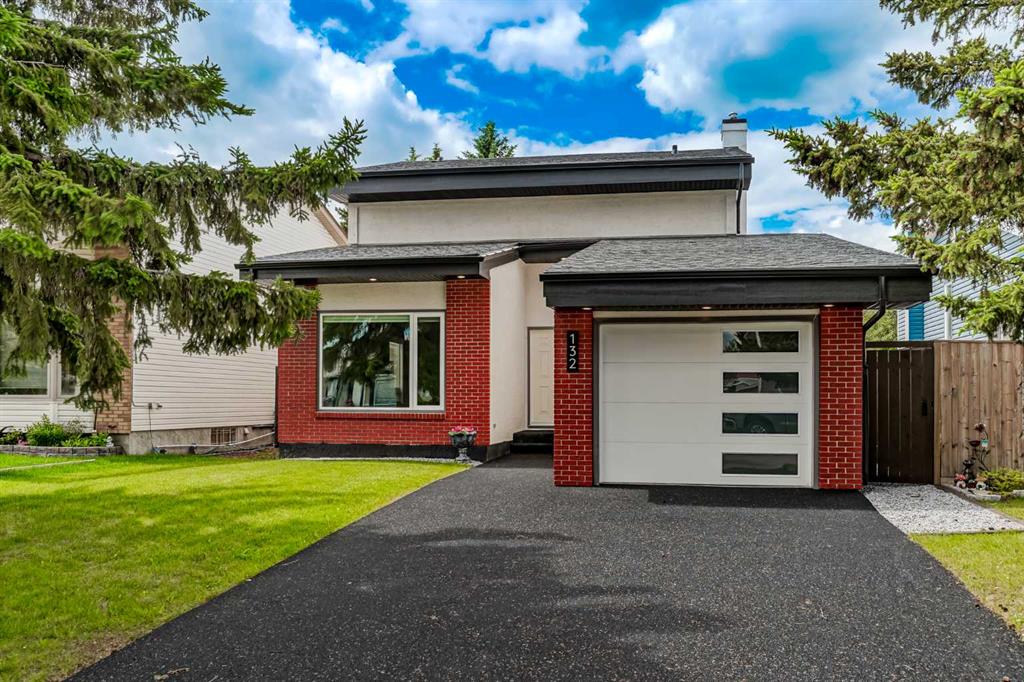 Picture for 132 WOODGLEN Way SW