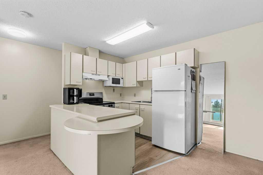 Picture for 3400, 2422 Edenwold Heights NW
