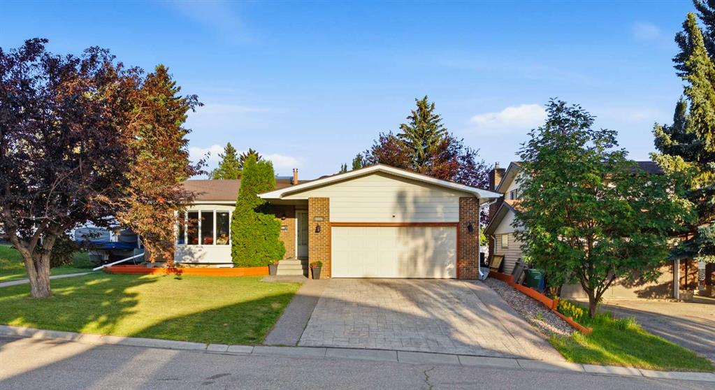 Picture for 6016 Dalcastle Crescent NW