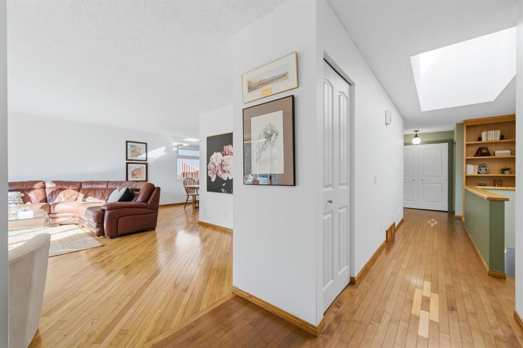 Picture for 6016 Dalcastle Crescent NW