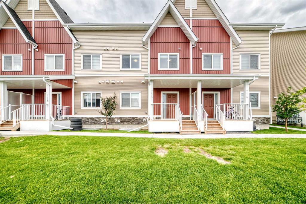 Picture for 716, 32 Red Embers Parade NE