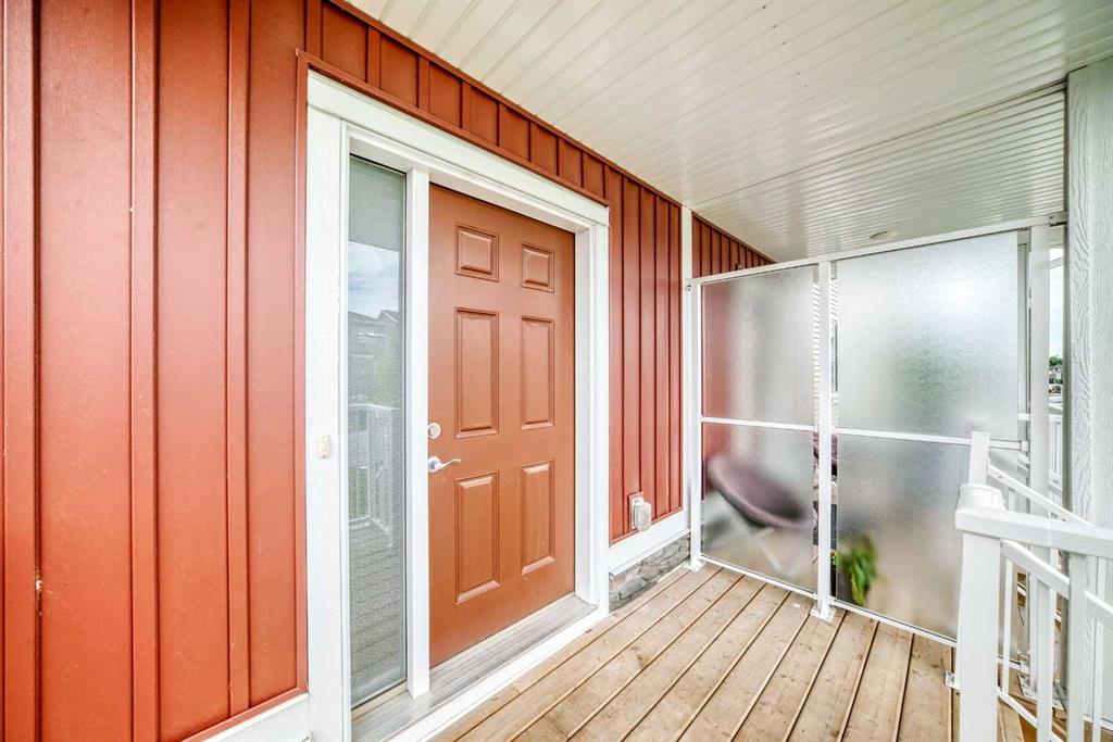Picture for 716, 32 Red Embers Parade NE