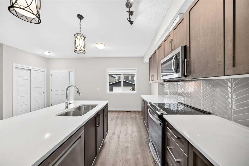 Picture for 716, 32 Red Embers Parade NE