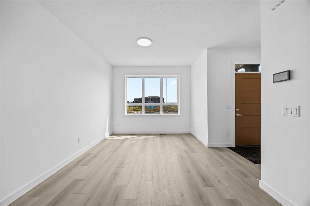 Picture for 21523 Sheriff King Street SW