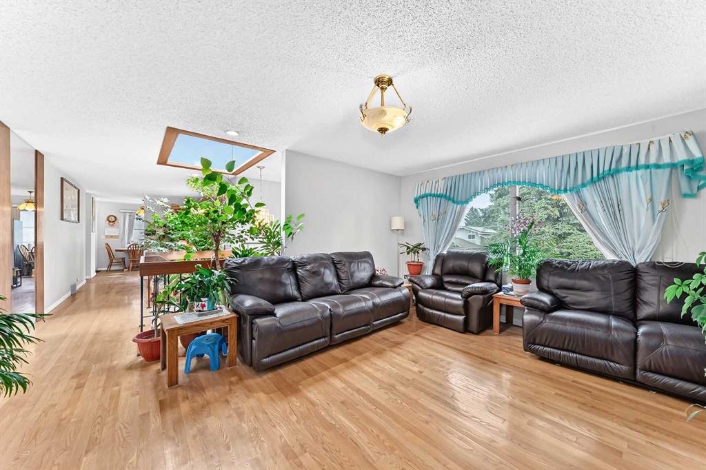 Picture for 3219 Palliser Drive SW