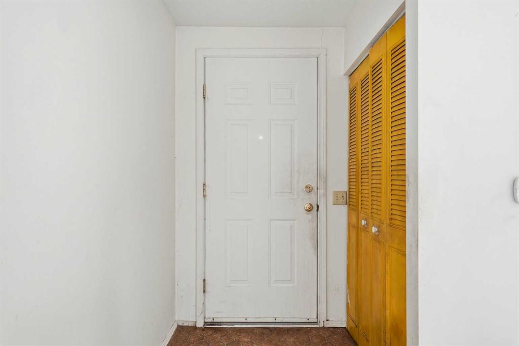 Picture for 3012 Dover Crescent SE