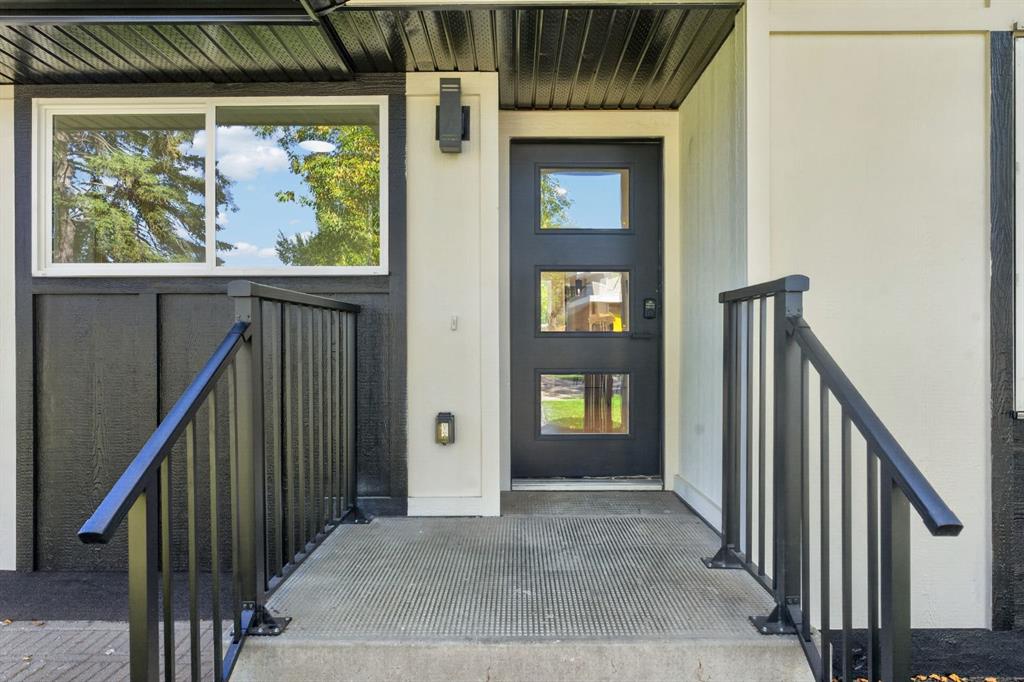 Picture for 140 Fyffe Road SE