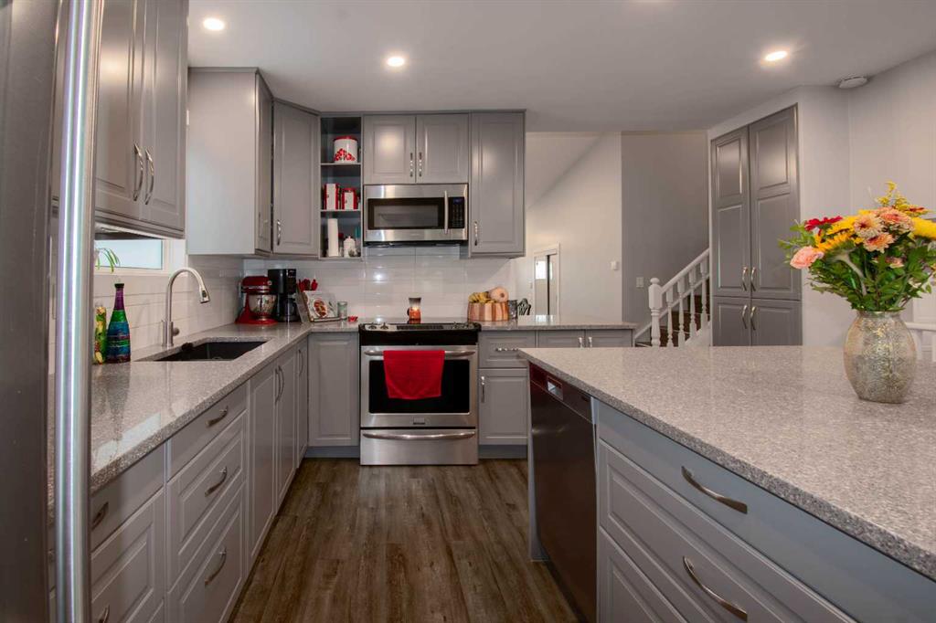 Picture for 460 Hawkhill Place NW