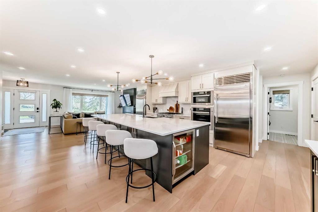 Picture for 19 Mackay Drive SW