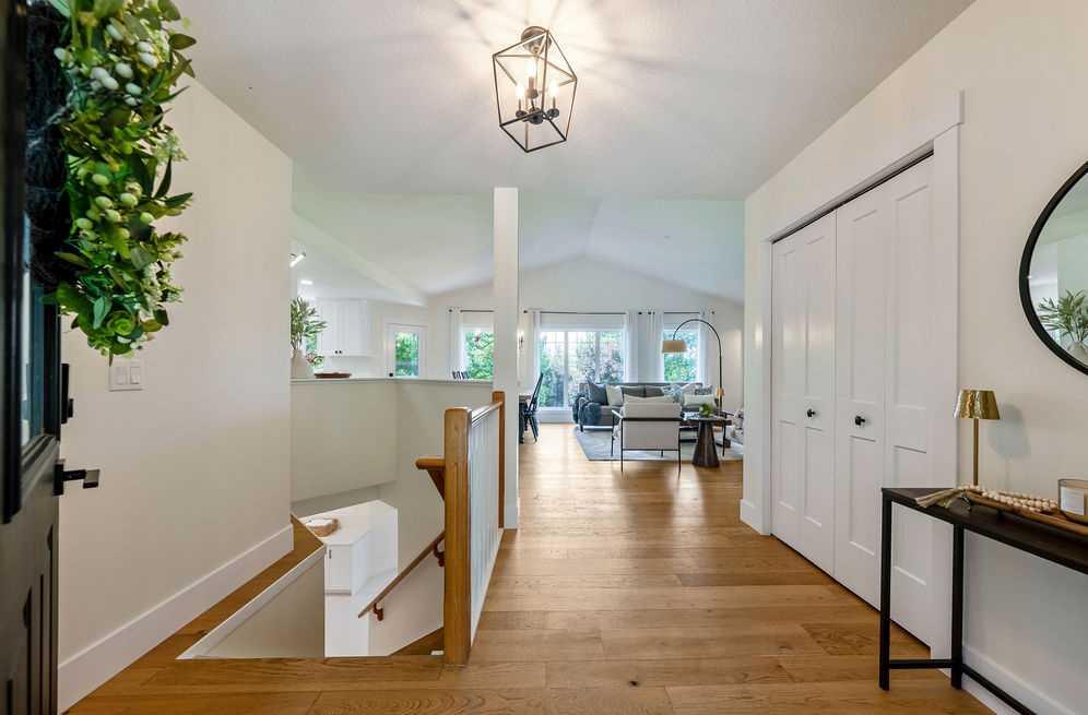 Picture for 80107 Highwood Meadows Drive E