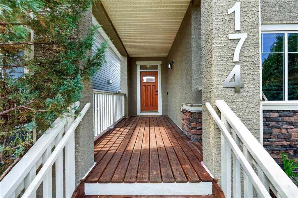 Picture for 174 Mahogany Heights SE