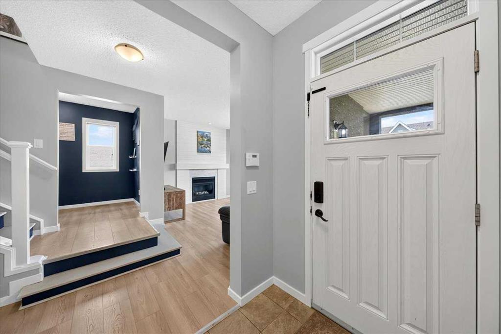 Picture for 174 Mahogany Heights SE