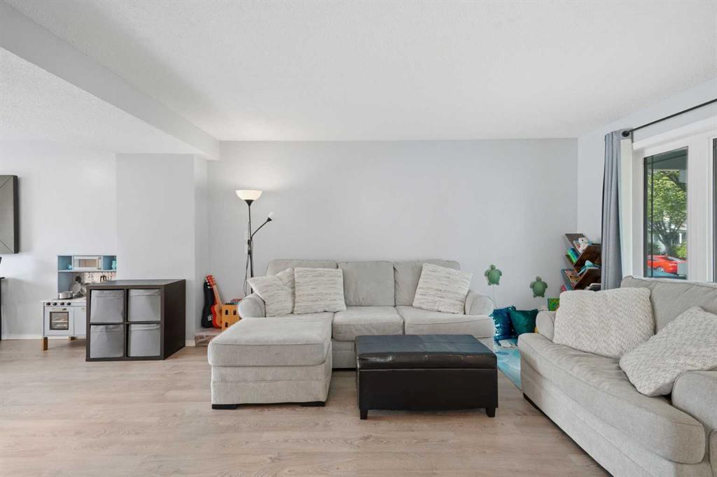 Picture for 99 Prestwick Circle SE