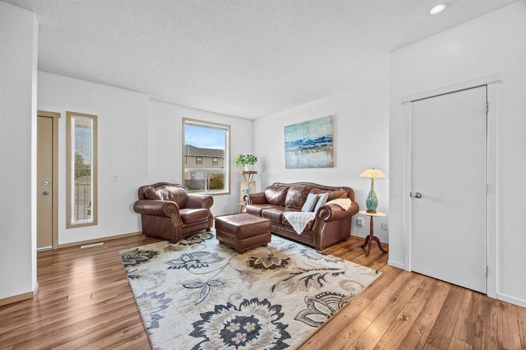 Picture for 280 Copperstone Cove SE
