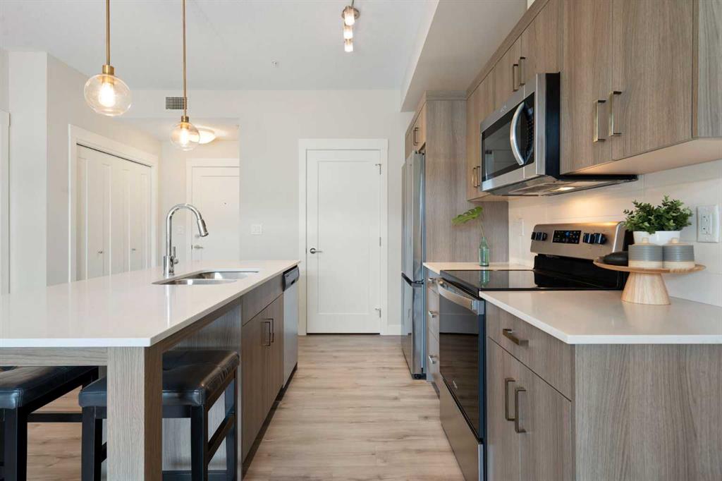 Picture for 209, 25 Walgrove Walk SE