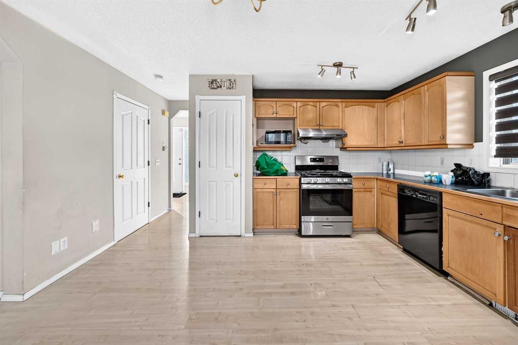 Picture for 680 Martindale Boulevard NE