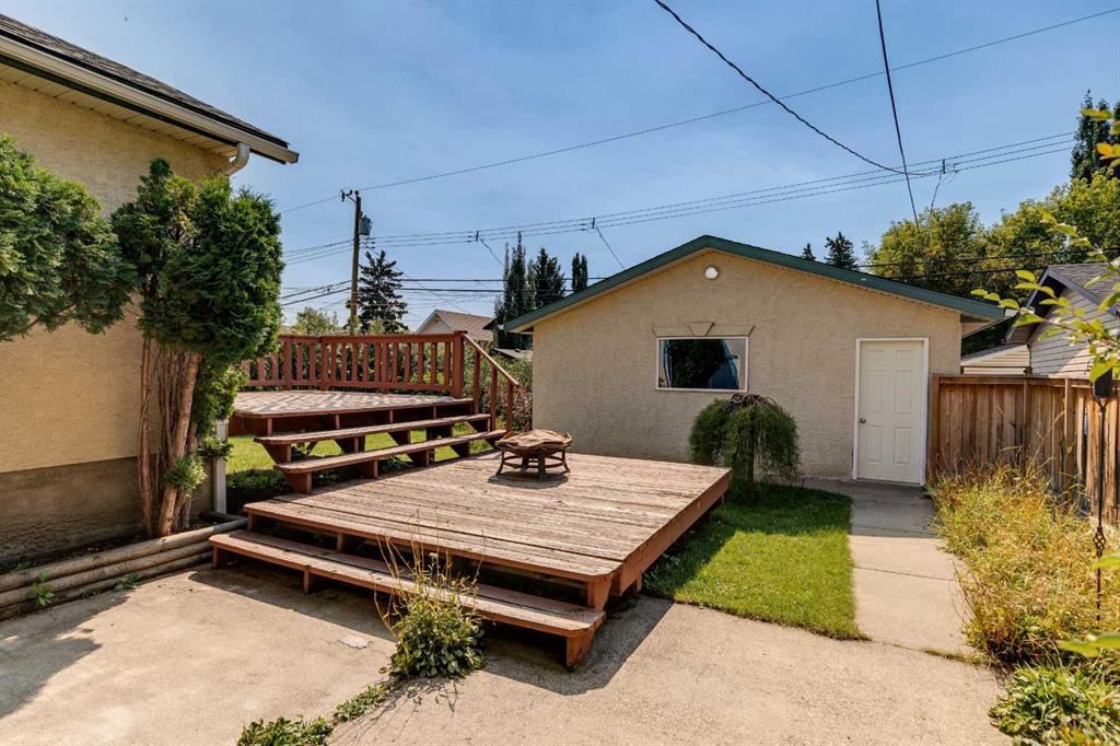 Picture for 415 51 Avenue SW