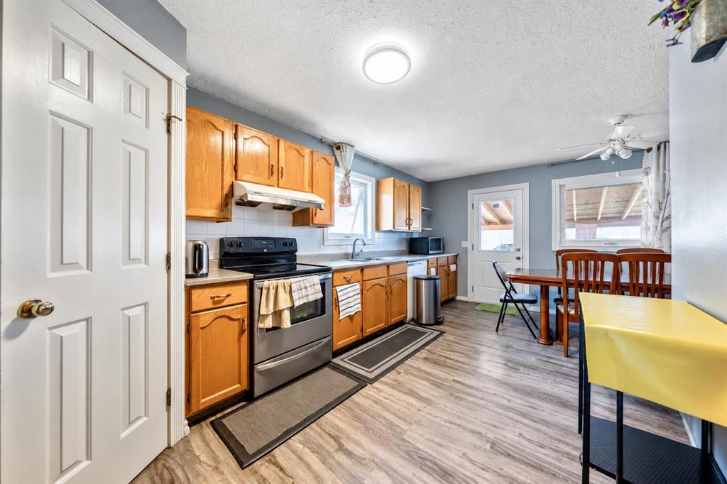 Picture for 318 Applewood Drive SE