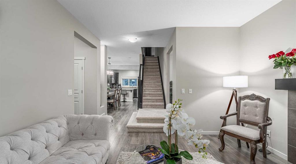 Picture for 158 Mahogany Grove SE