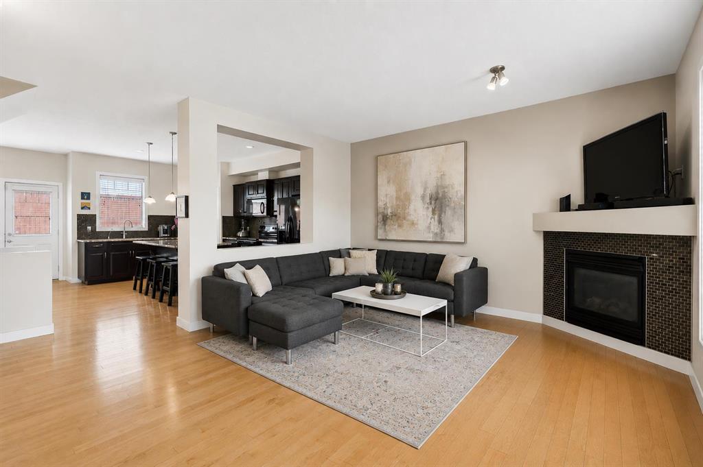 Picture for 614, 413 River Avenue 