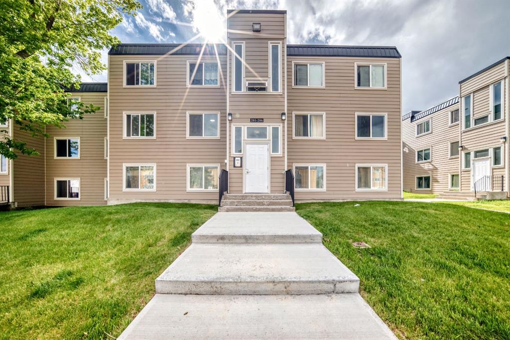 Picture for 203, 315 Heritage Drive SE
