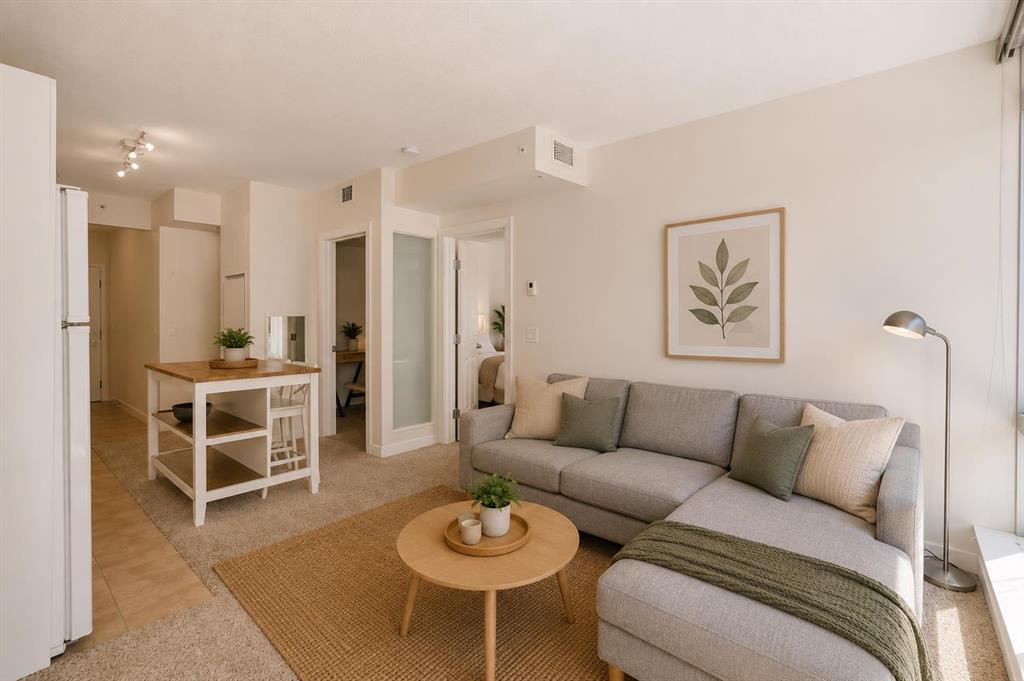 Picture for 403, 3830 Brentwood Road NW