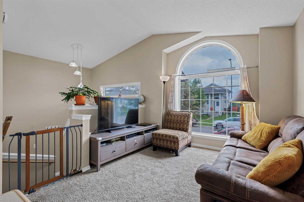 Picture for 135 Covewood Close NE