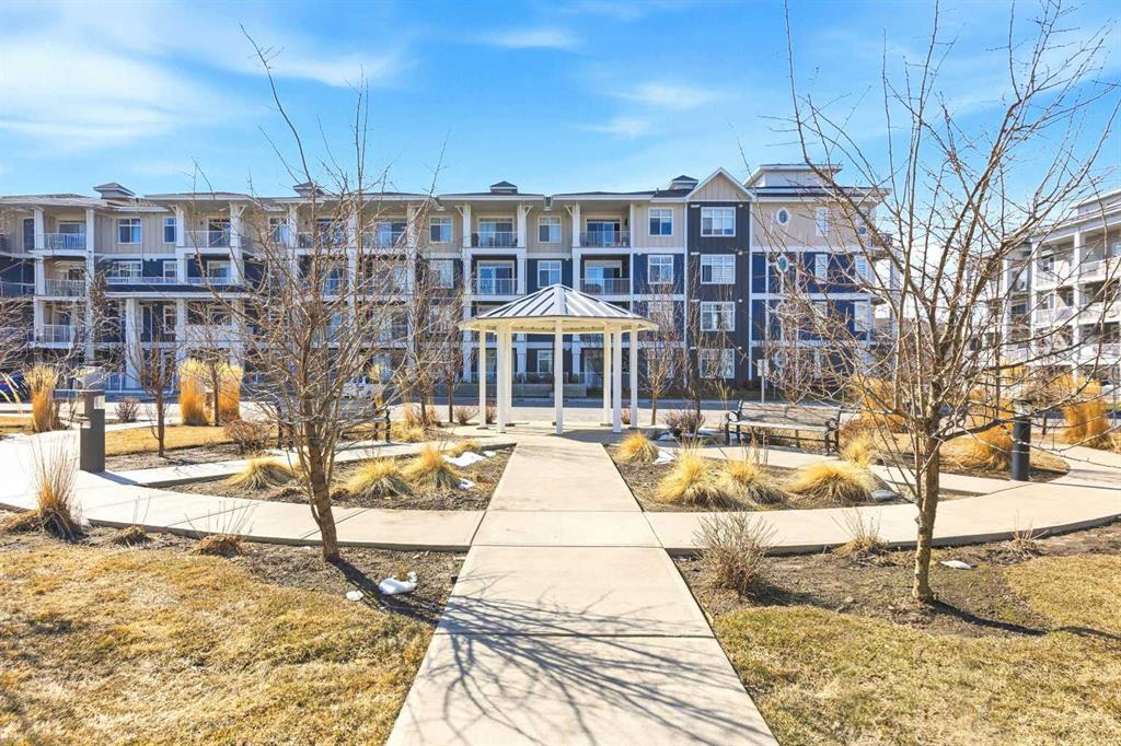 Picture for 220, 400 Auburn Meadows Common SE