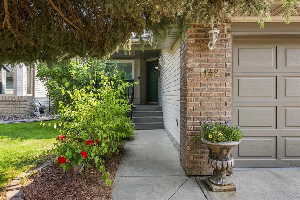 Picture for 142 Riverview Circle SE