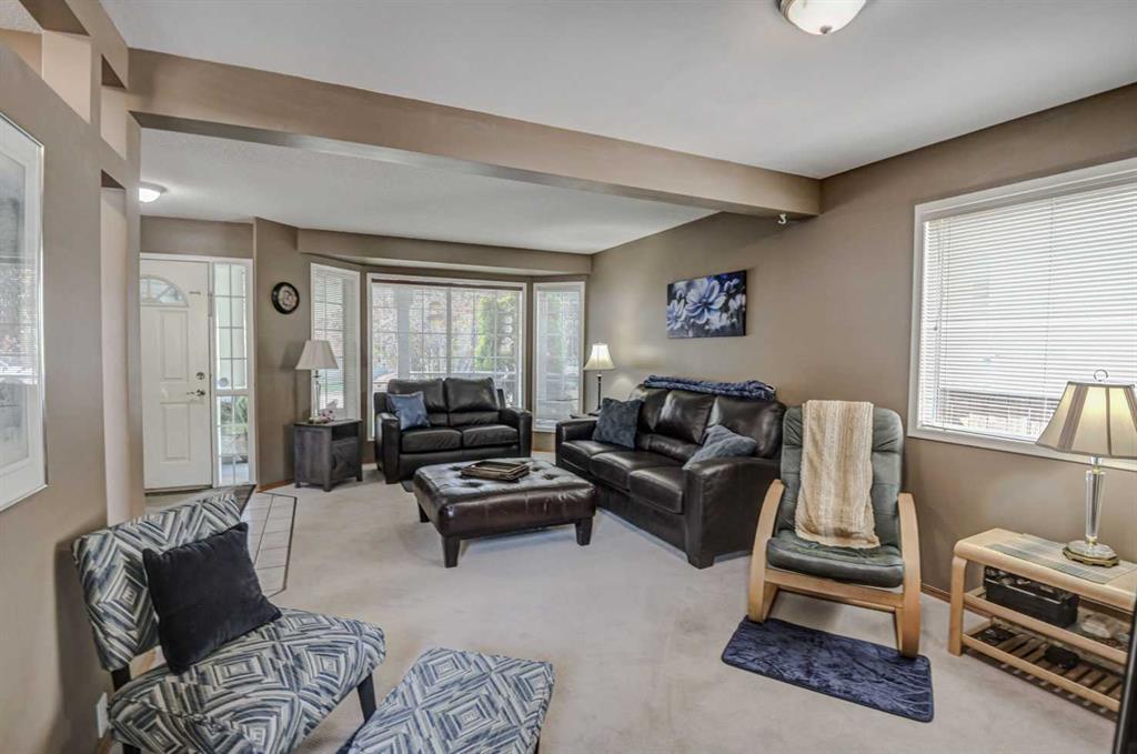 Picture for 124 Del Ray Close NE