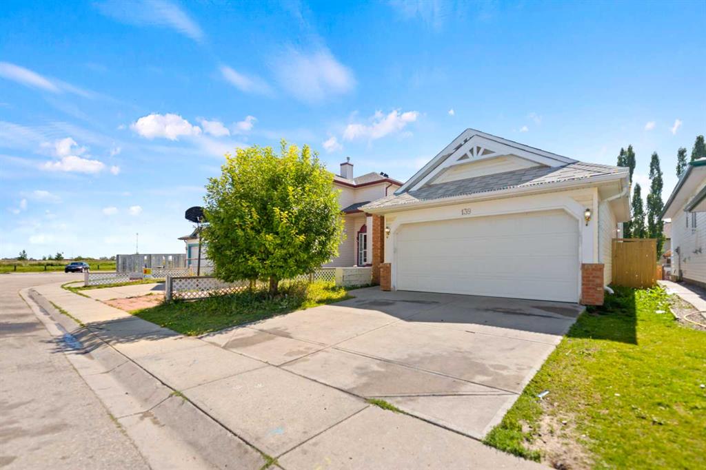 Picture for 139 Los Alamos Place NE