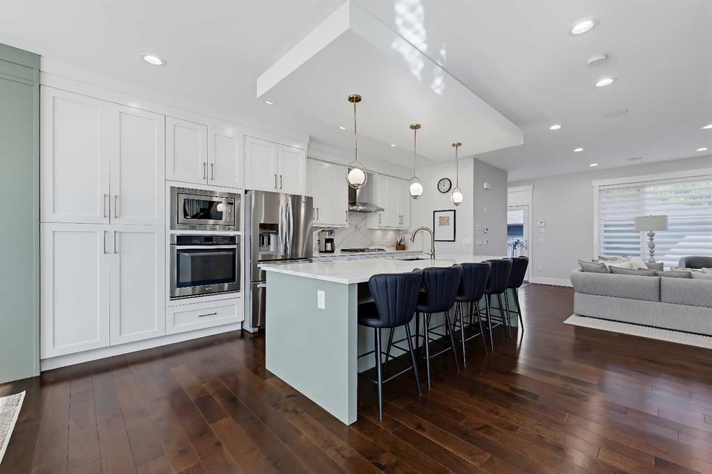 Picture for 3006 14 Avenue SW