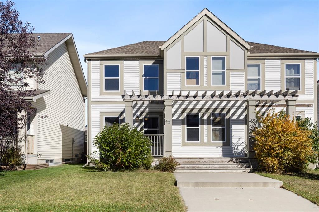Picture for 42 Copperpond Place SE
