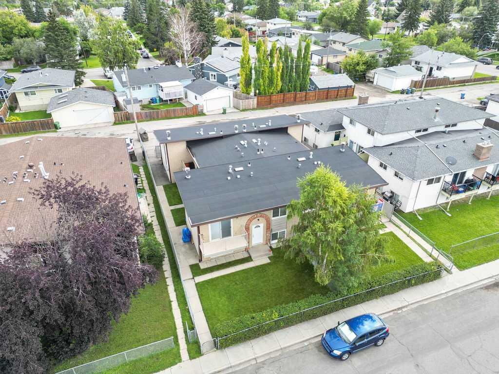 Picture for 12 Huntley Close NE