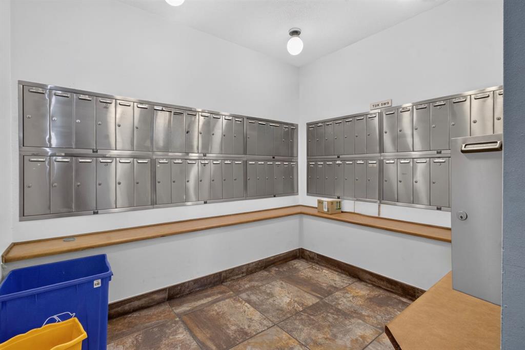 Picture for 303, 333 Garry Crescent NE