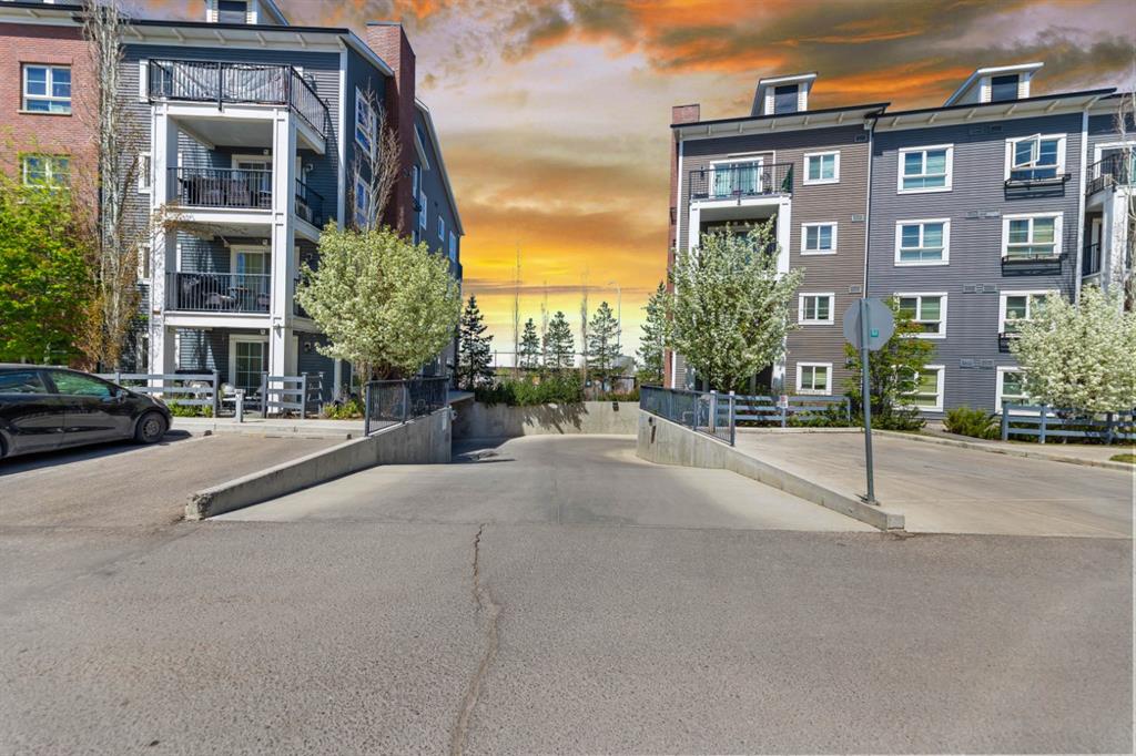 Picture for 3306, 279 Copperpond Common SE